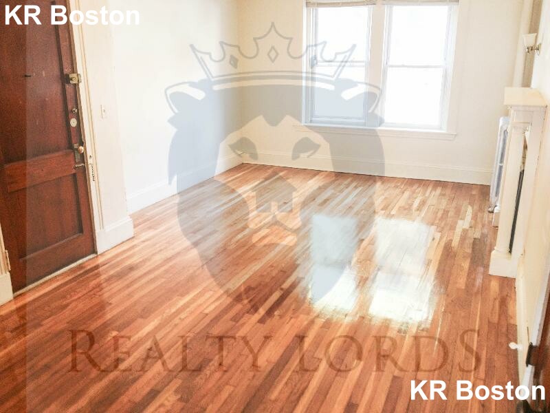 2 bed, 1 bath apartment for rent at 134 Englewood Ave Unit 2, Brighton — photo 1 of 3