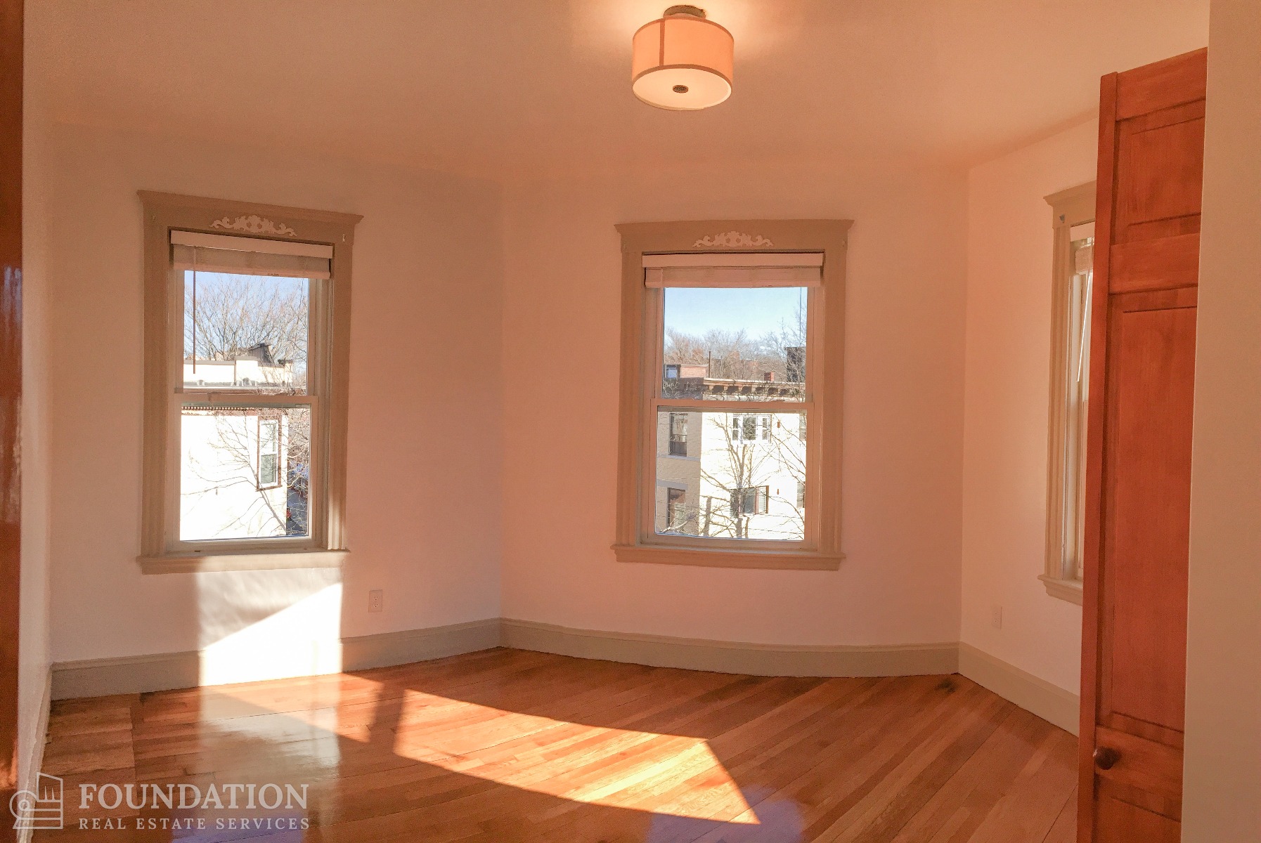 2 bed, 1 bath apartment for rent at 134 Sutherland Rd Unit 5, Brighton — photo 5 of 14