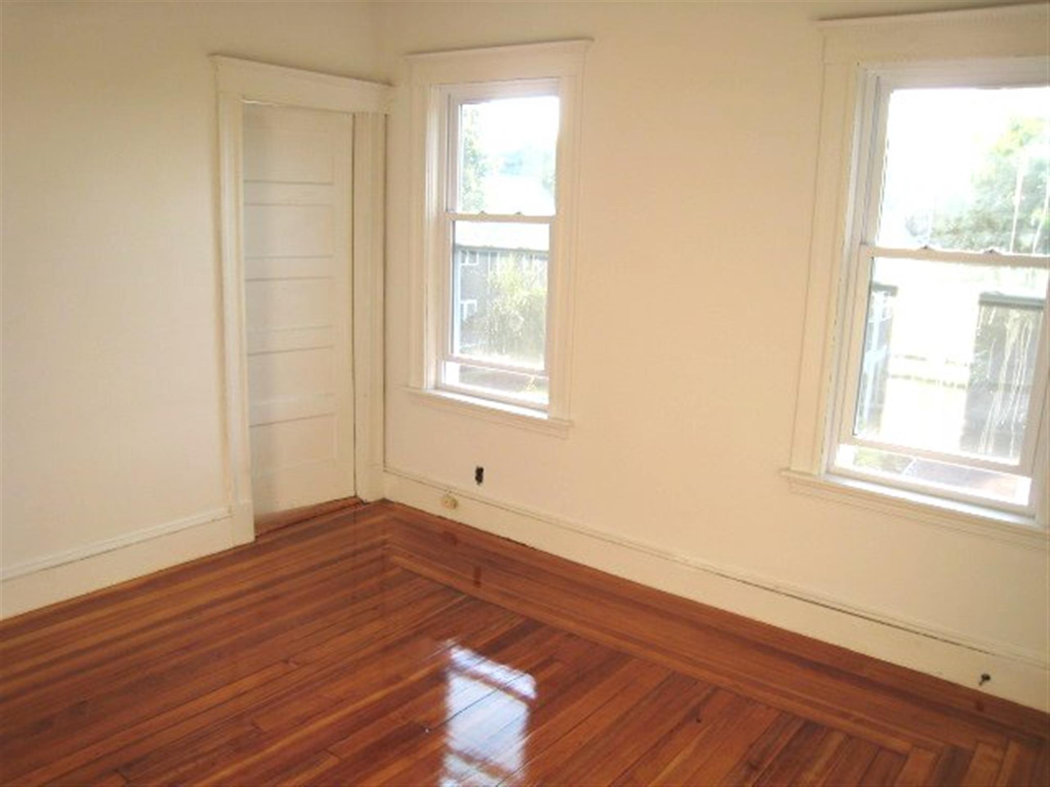2 bed, 1 bath apartment for rent at 298 Highland Ave Unit 2, Davis Square — photo 4 of 7