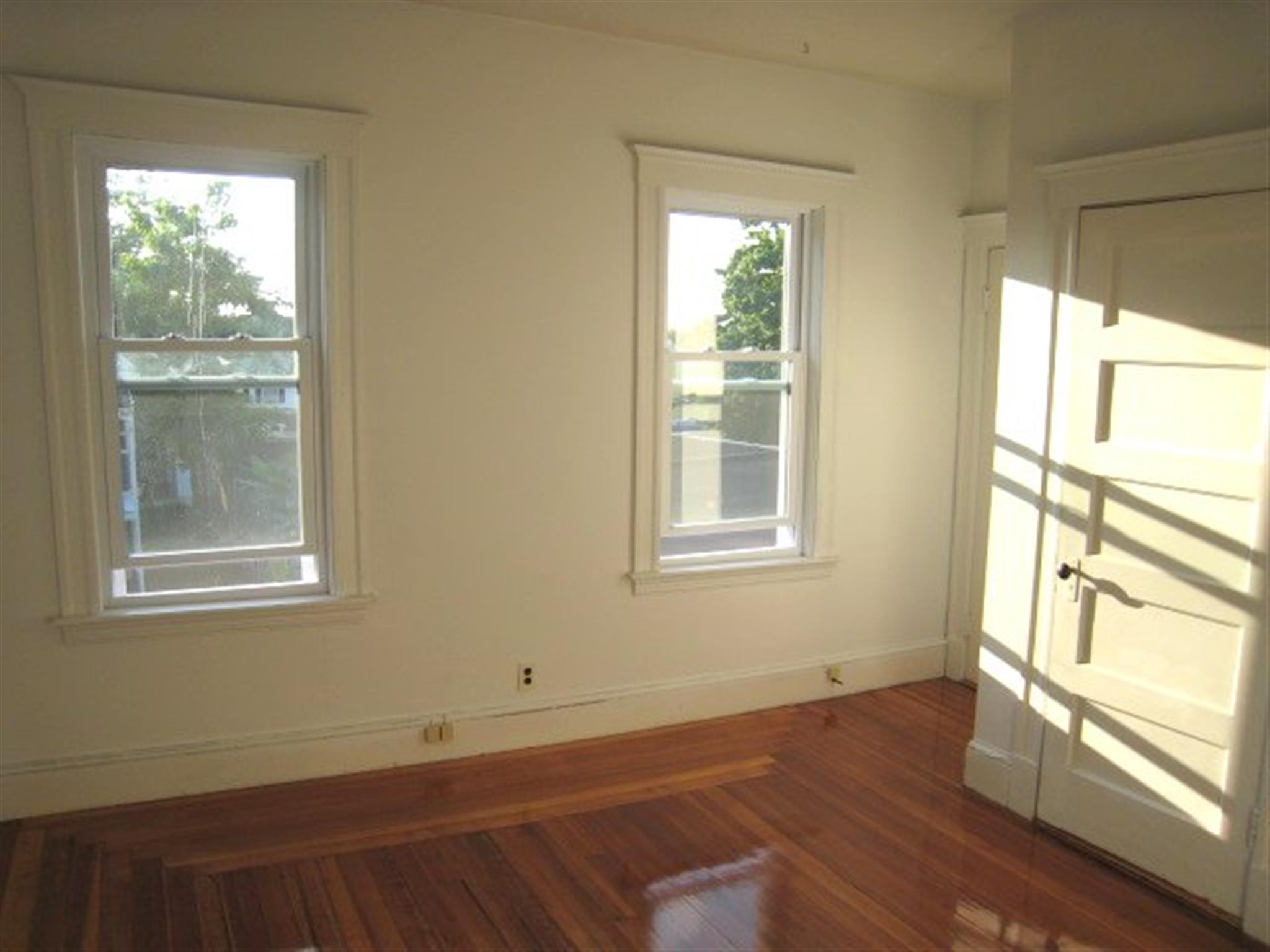 2 bed, 1 bath apartment for rent at 298 Highland Ave Unit 2, Davis Square — photo 5 of 7
