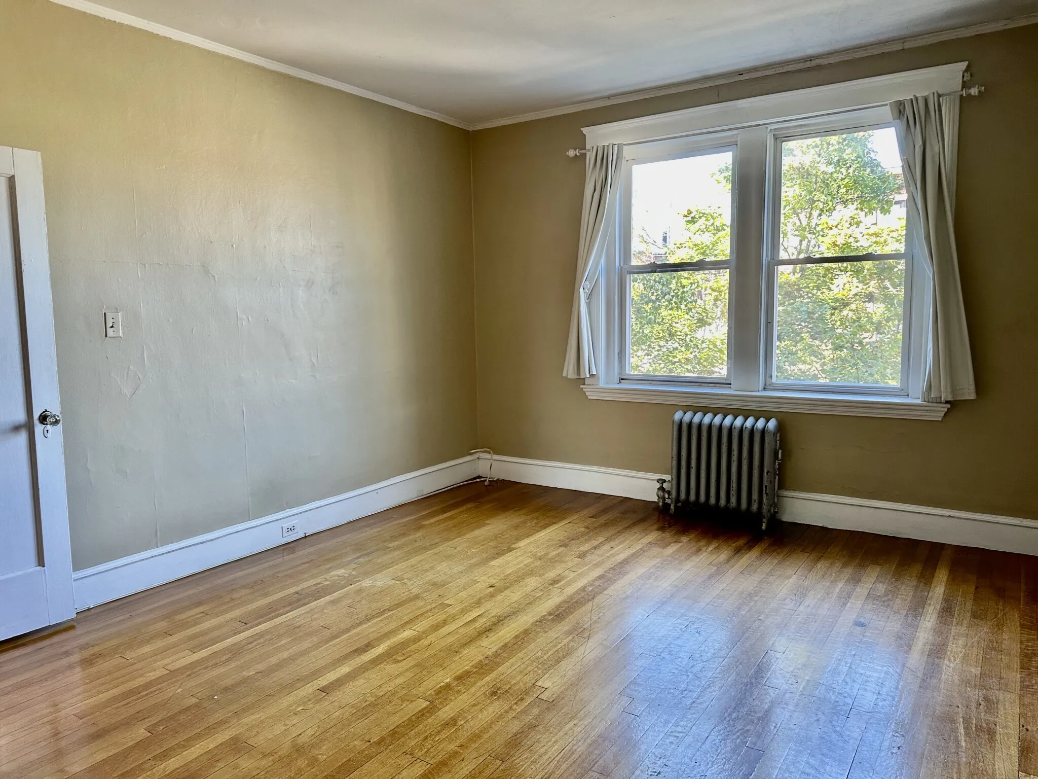 330 Saint Paul St, North Brookline