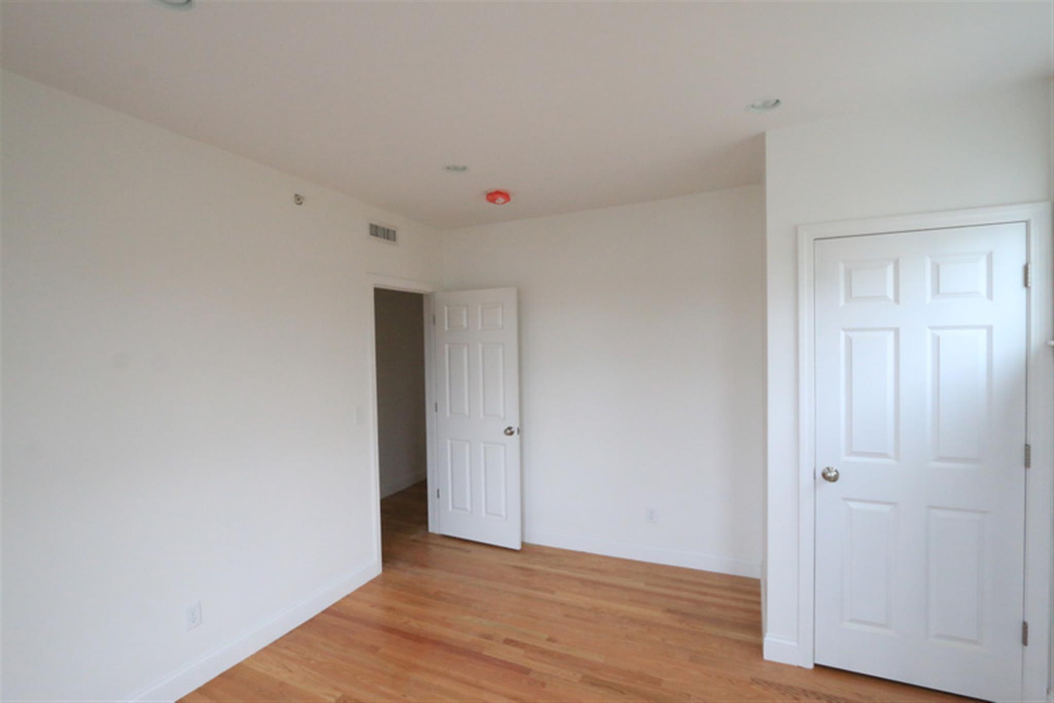 3 bed, 2 bath apartment for rent at 23 Lewis St Unit 3, Union Square — photo 4 of 22