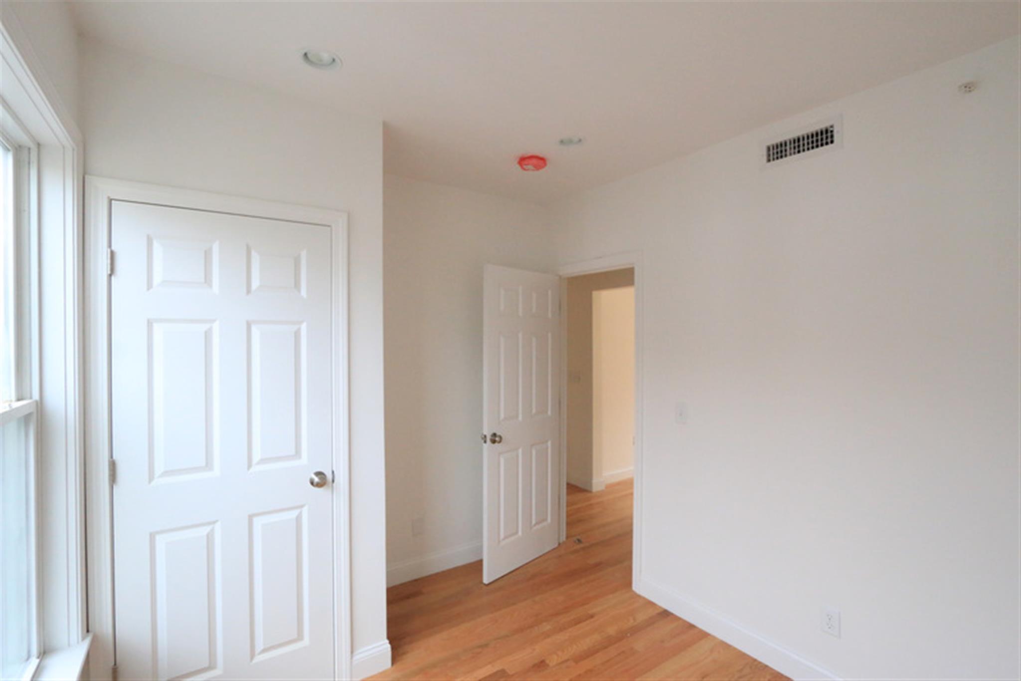 3 bed, 2 bath apartment for rent at 23 Lewis St Unit 3, Union Square — photo 6 of 22