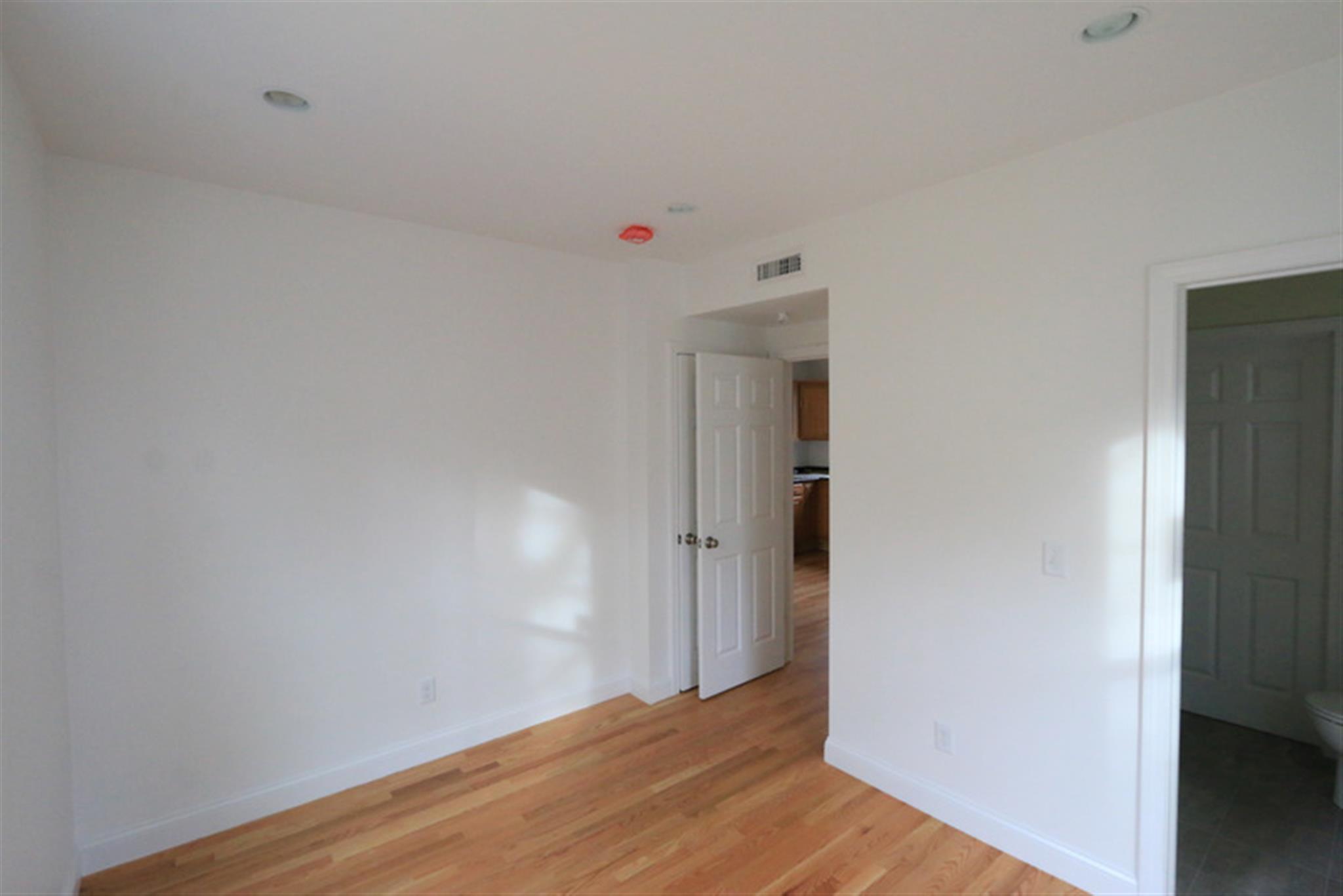 3 bed, 2 bath apartment for rent at 23 Lewis St Unit 3, Union Square — photo 15 of 22