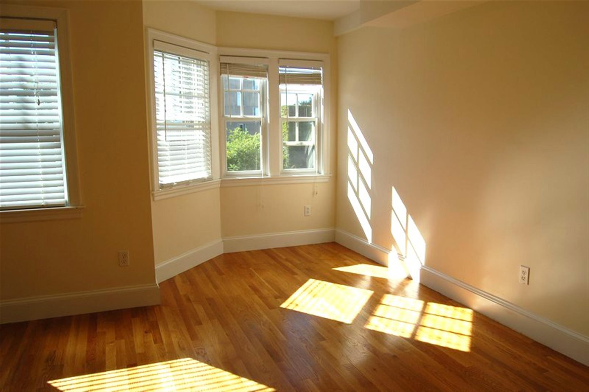 3 bed, 2.5 bath apartment for rent at 32 Elmer St Unit 1, Harvard Square — photo 7 of 15