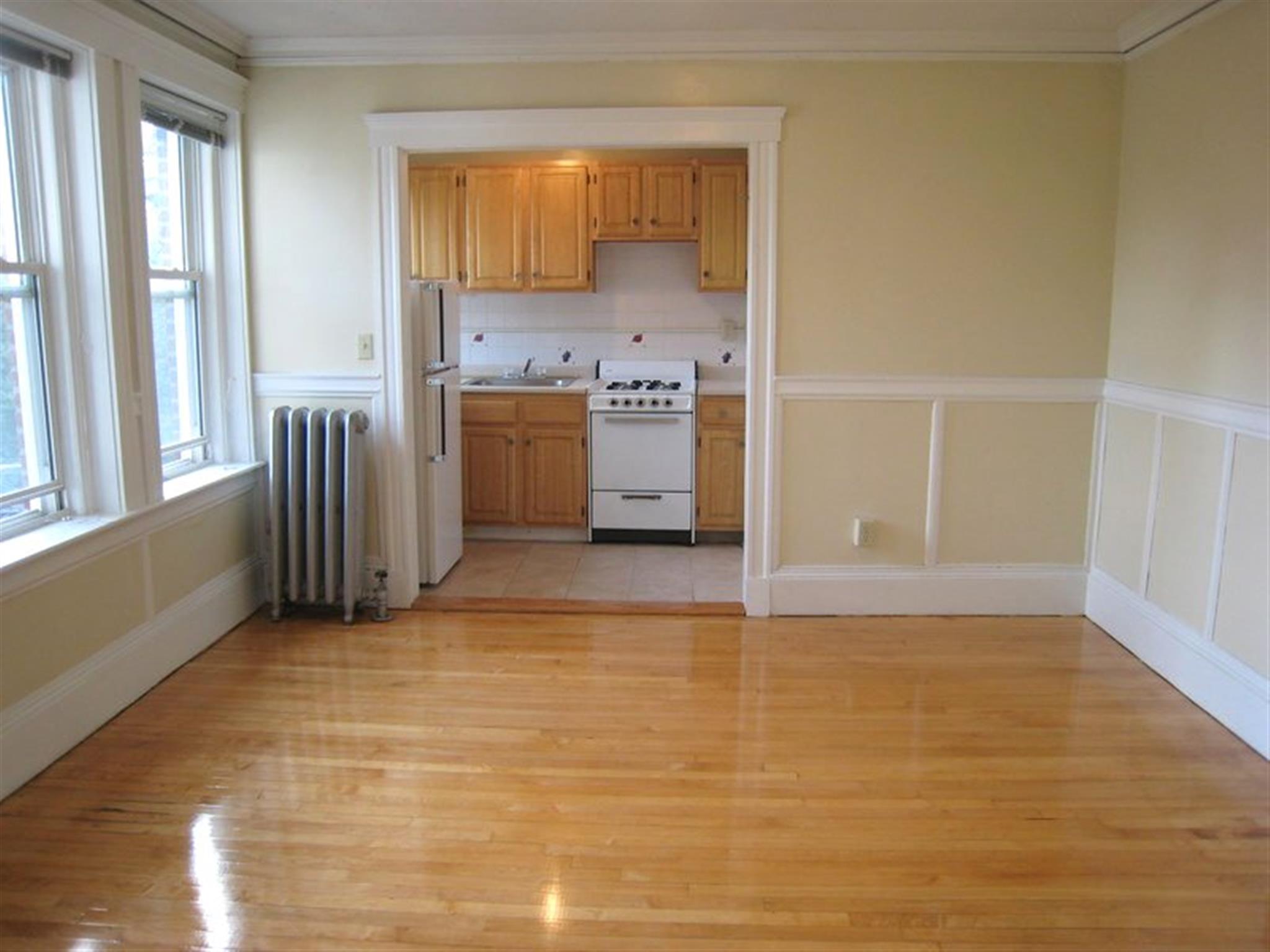 1.5 bed, 1 bath apartment for rent at 6 Craigie Cir Unit 42A, Harvard Square — photo 4 of 10