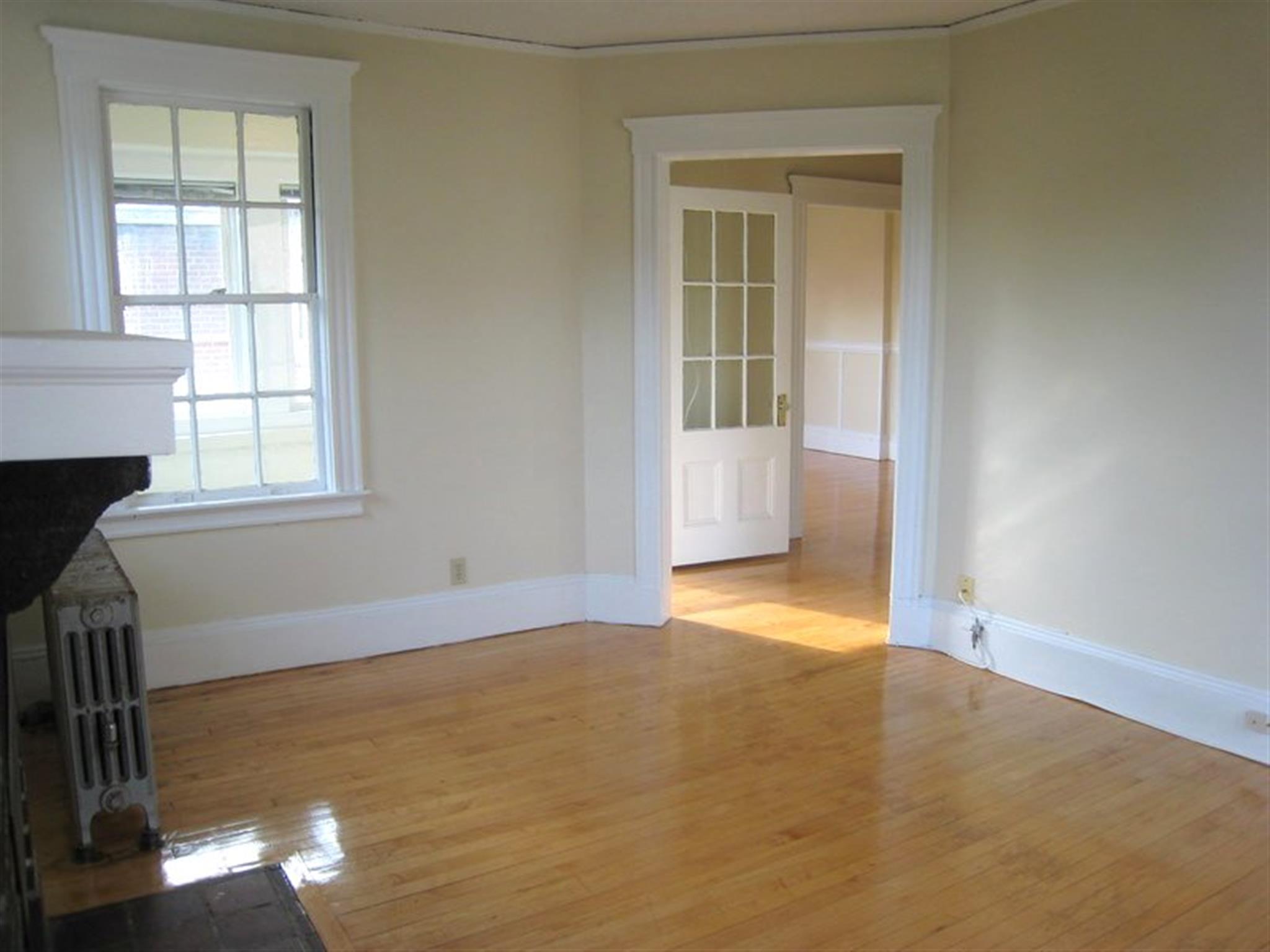 1.5 bed, 1 bath apartment for rent at 6 Craigie Cir Unit 42A, Harvard Square — photo 2 of 10