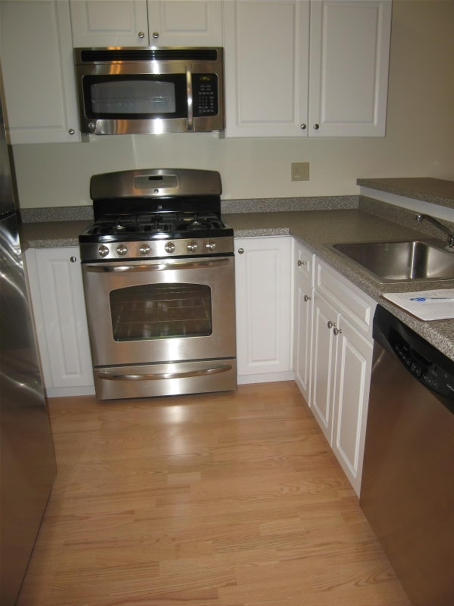 1 bed, 1 bath apartment for rent at 21 Brookline St Unit 407, Central Square — photo 4 of 10