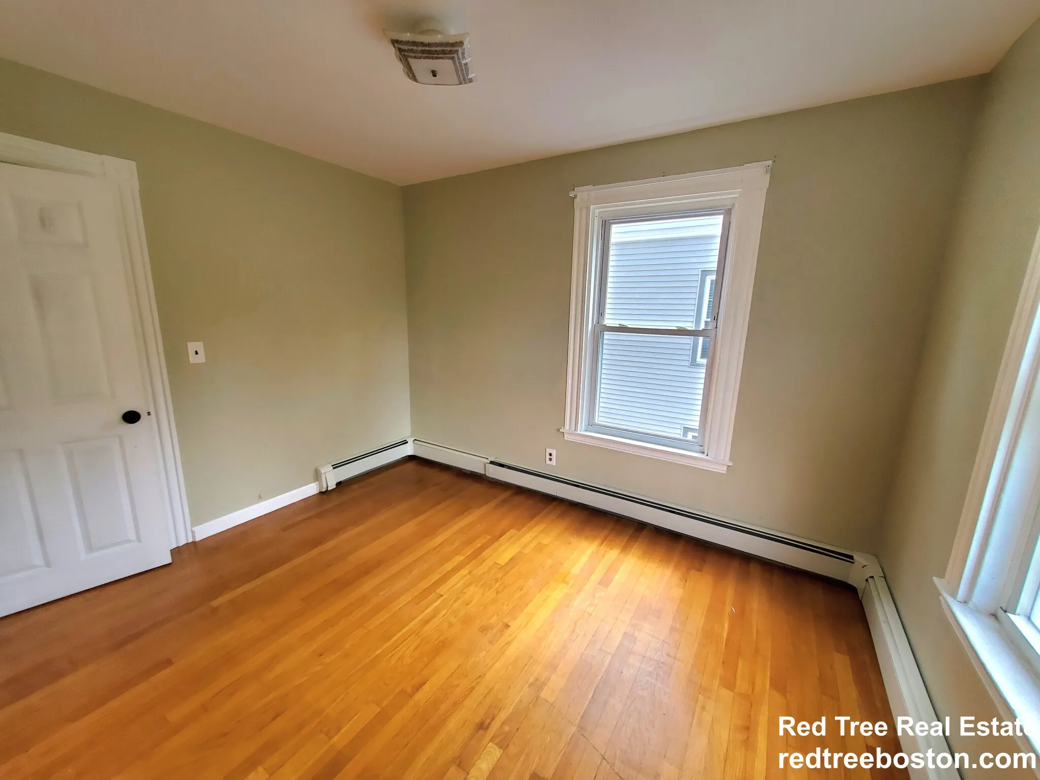 7 High Street Pl, Jamaica Plain