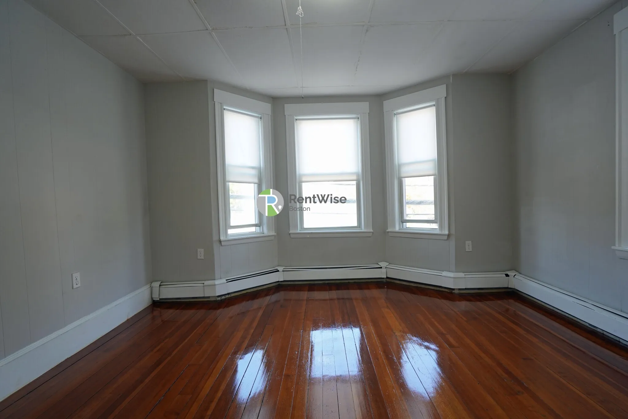 92 Nichols Ave, East Watertown