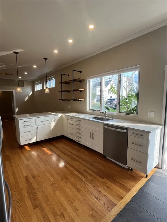 573 Shirley St, Winthrop