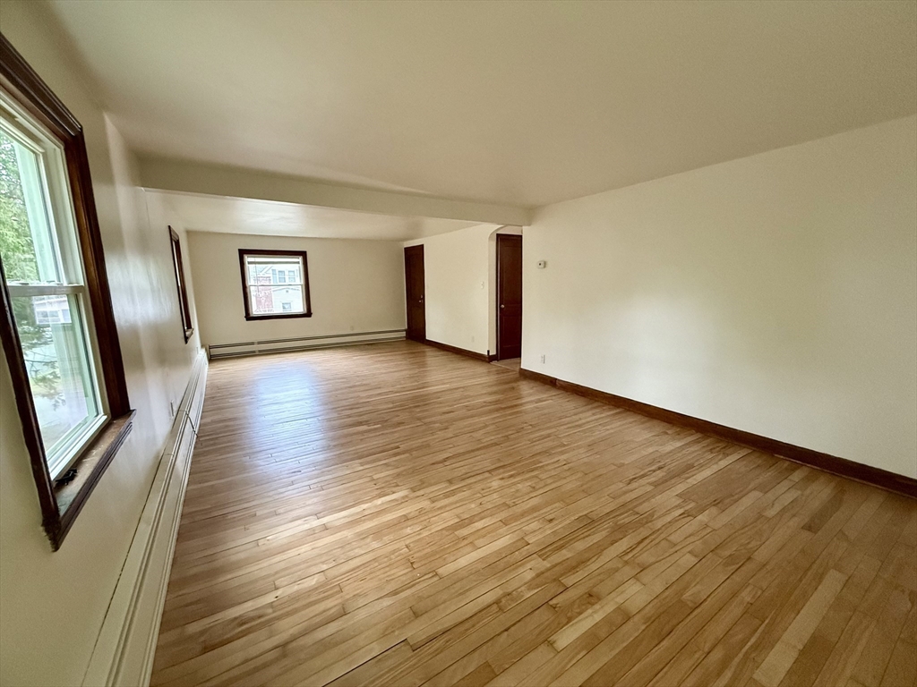 21 Langlois Ave, Southbridge