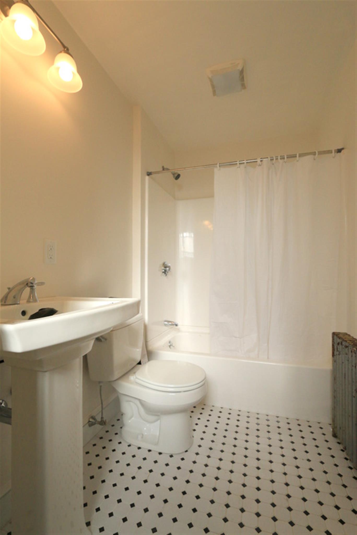 1 bed, 1 bath apartment for rent at 3 Lee St Unit 1F, East Somerville — photo 10 of 13