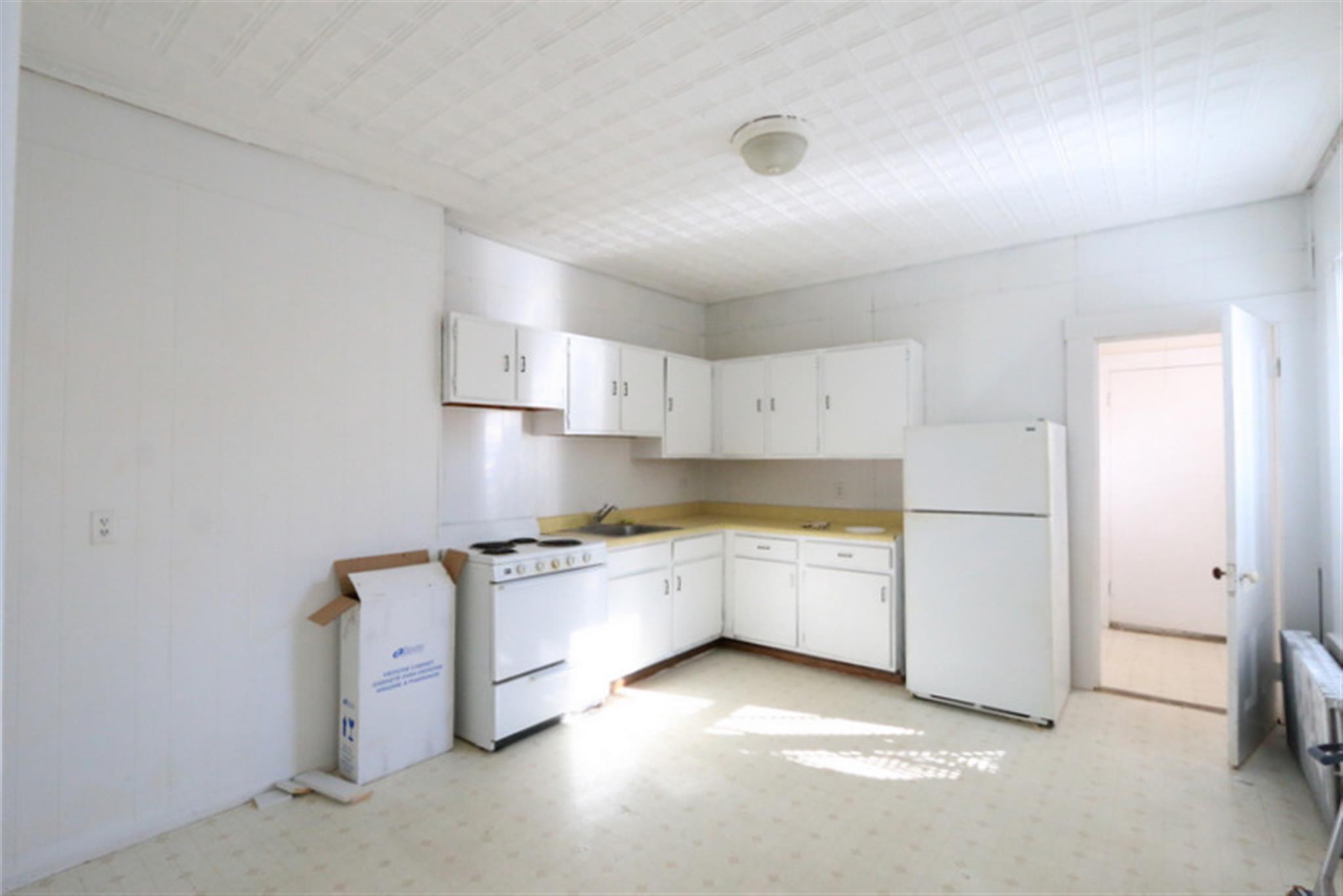 1 bed, 1 bath apartment for rent at 3 Lee St Unit 1F, East Somerville — photo 12 of 13