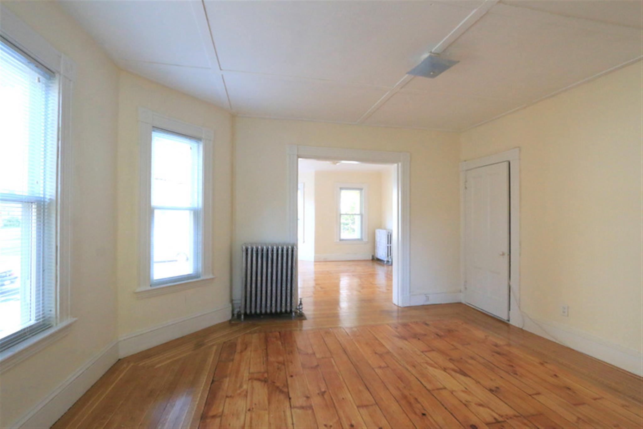1 bed, 1 bath apartment for rent at 3 Lee St Unit 1F, East Somerville — photo 2 of 13