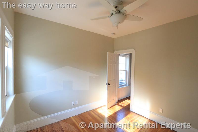 39 Hall Ave, Davis Square