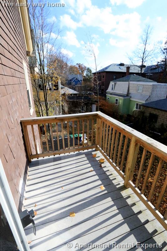 39 Hall Ave, Davis Square