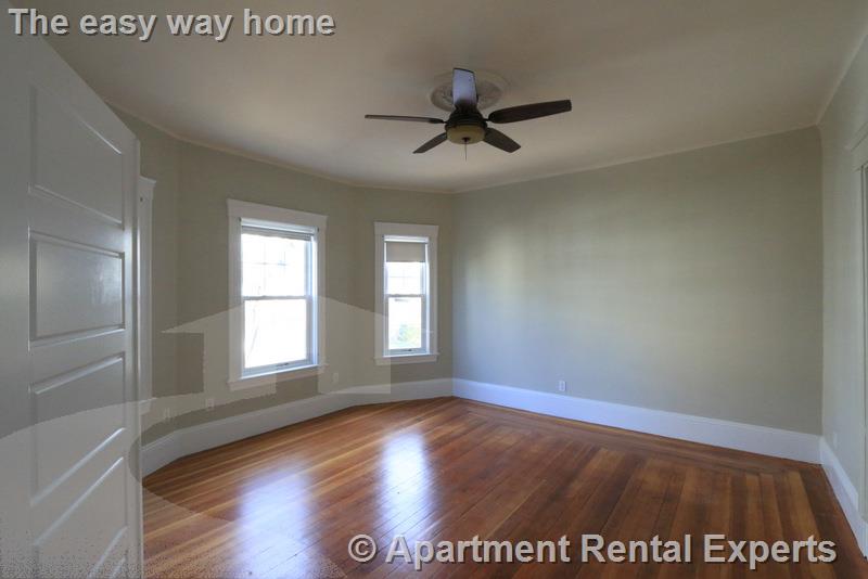 39 Hall Ave, Davis Square