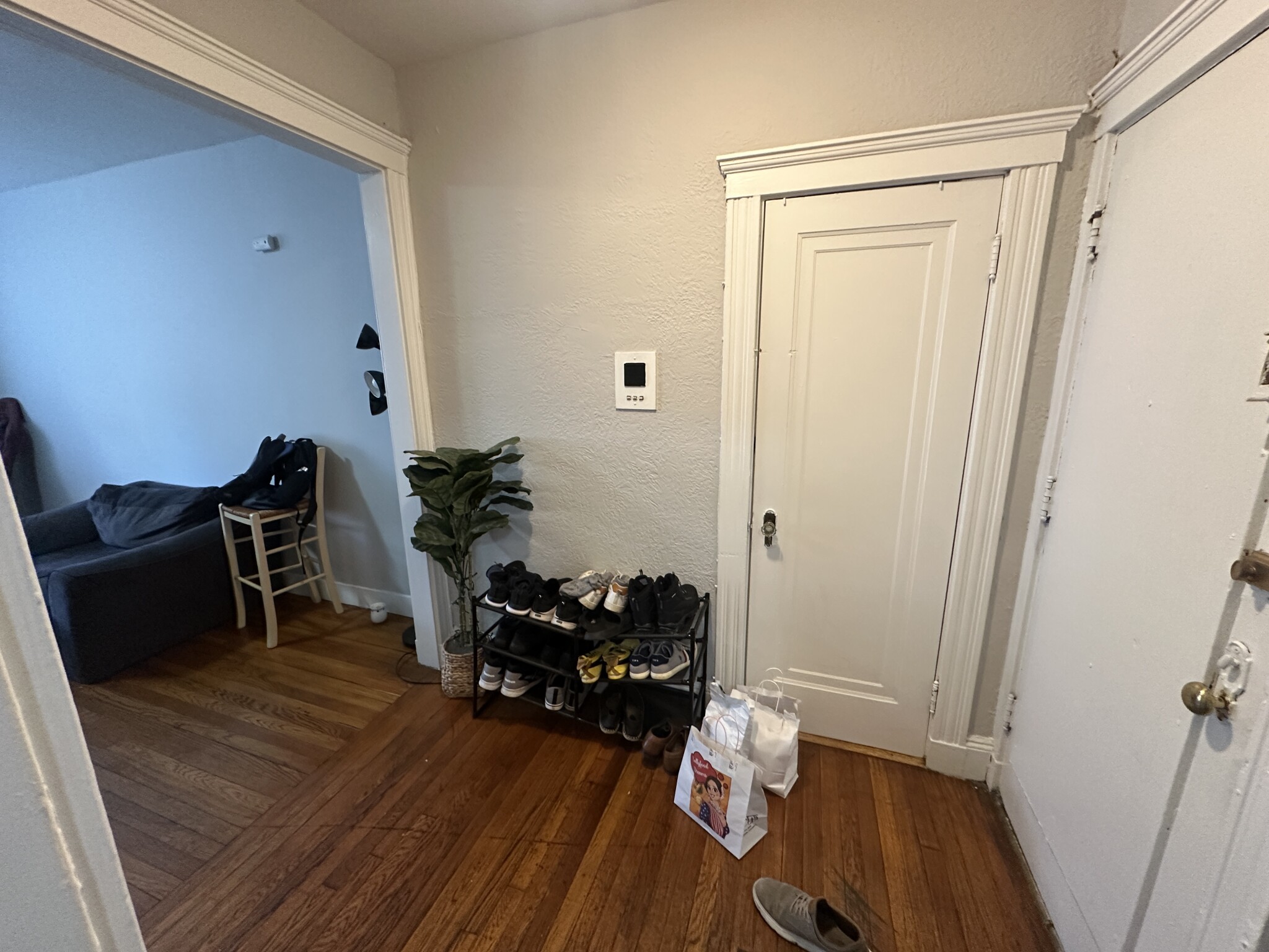 47 Linden St, Allston