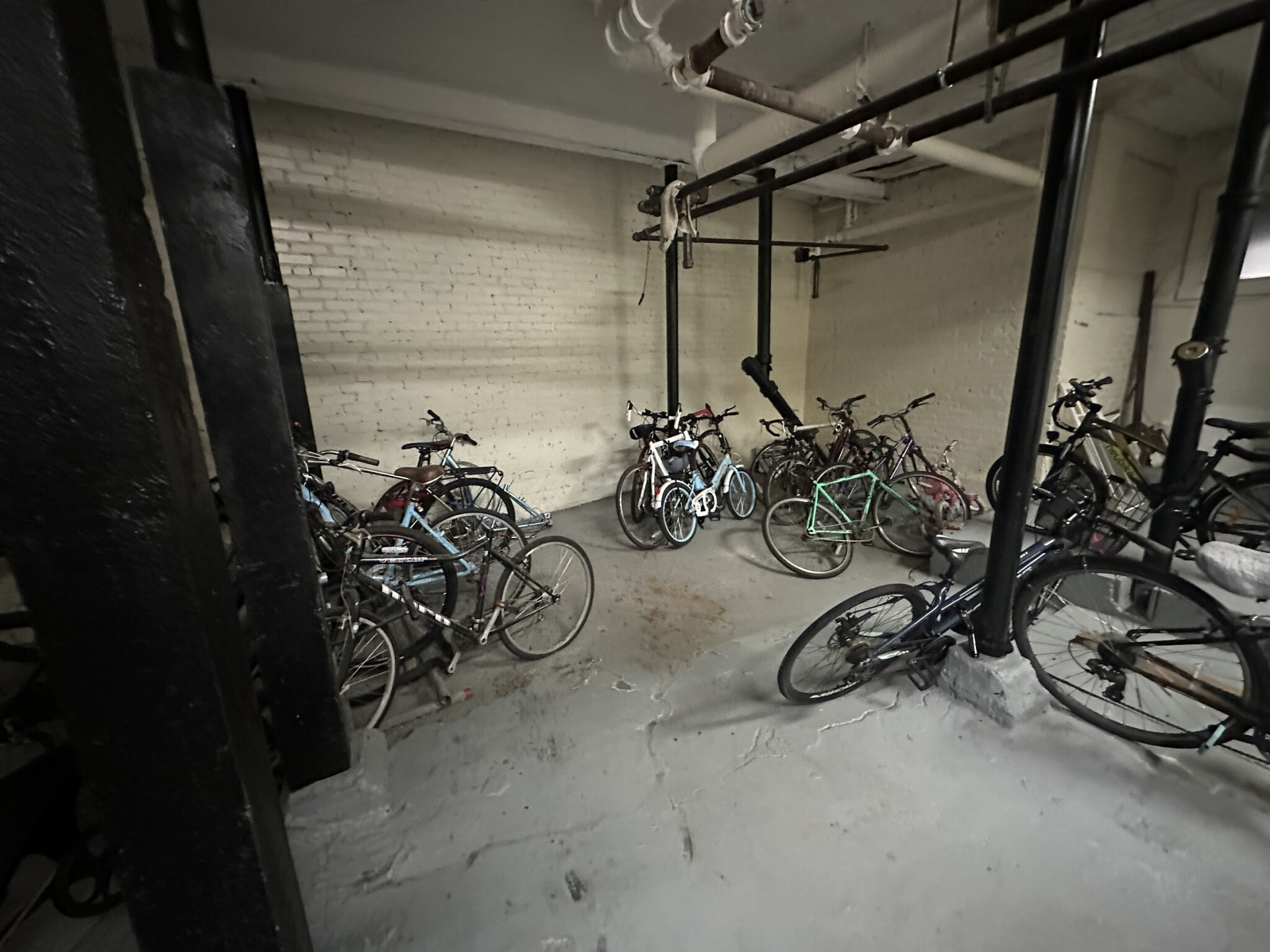 47 Linden St, Allston