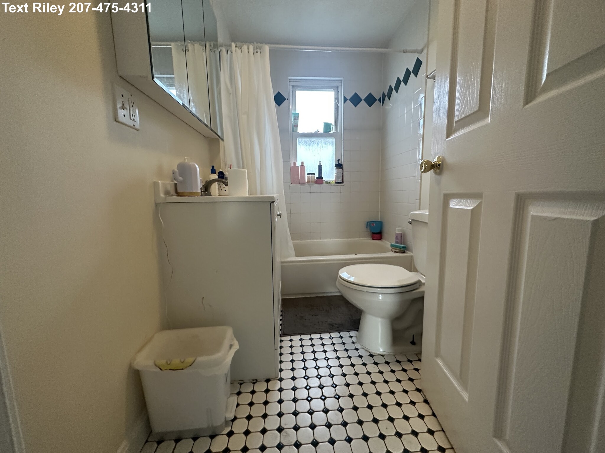 124 Bonner Ave, South Medford