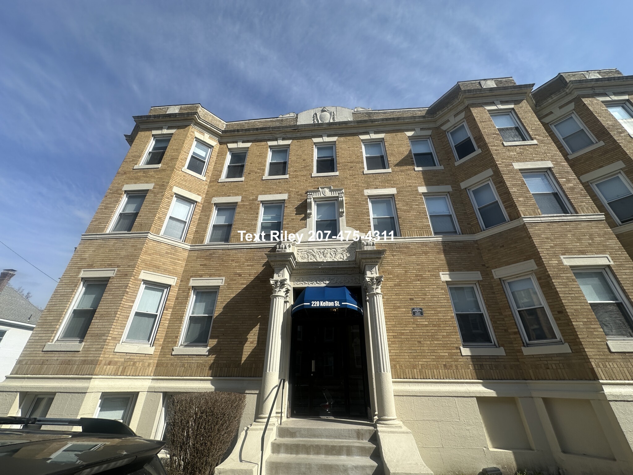 220 Kelton St, Allston