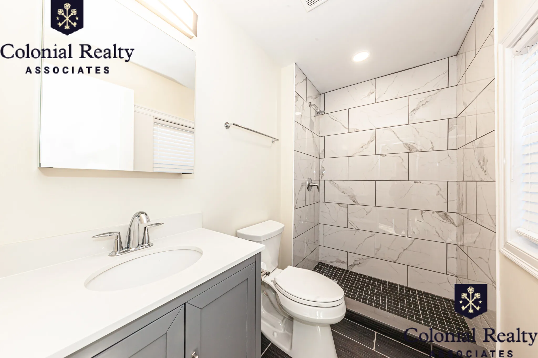 48 Caldwell Rd, West End