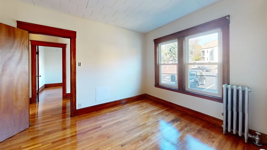 897 Canterbury St, Roslindale