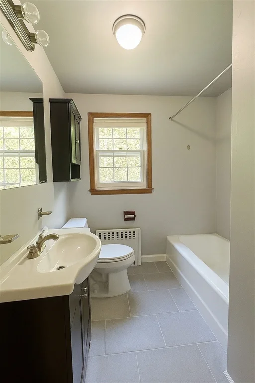 14 White Rd, Braintree