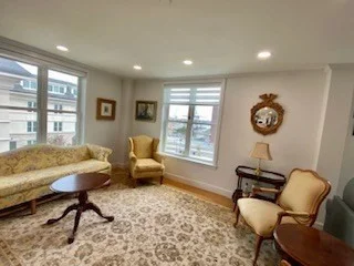 65 Chelsea St, Charlestown