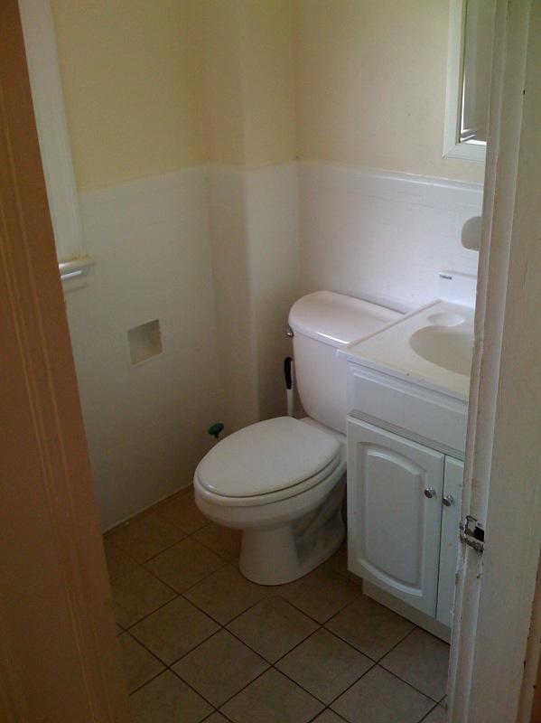 5 bed, 3 bath apartment for rent at 12 Gerald Rd Unit 4, Brighton — photo 3 of 6