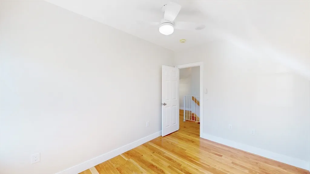 48 Rockwell St, Maplewood