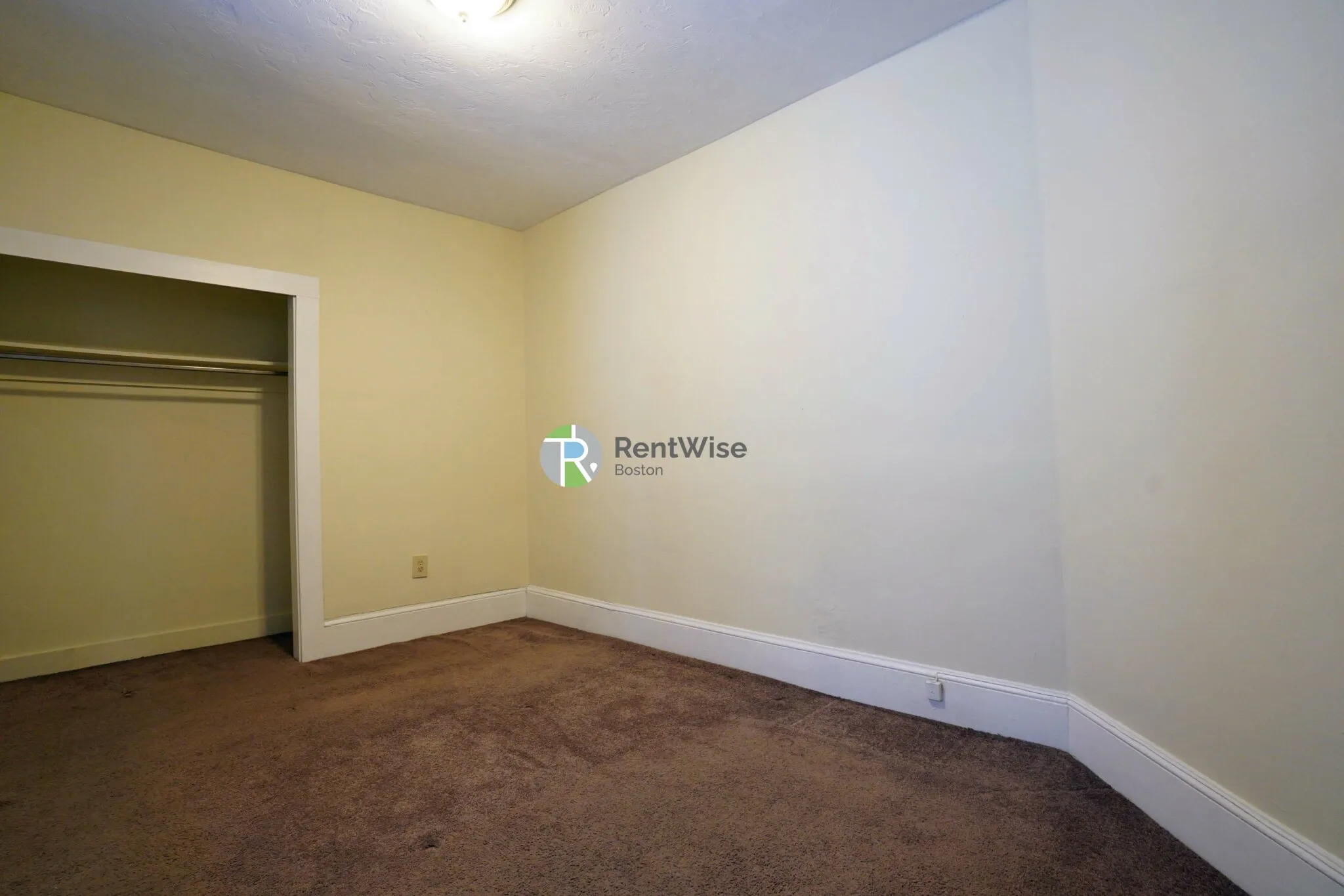 1683 Commonwealth Ave, Brighton