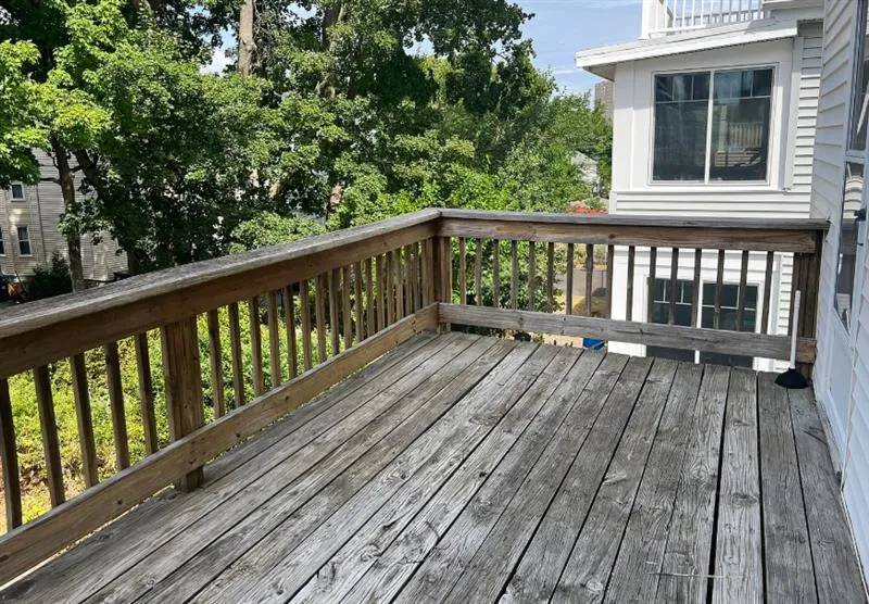 16 Edward Sullivan Rd, Strawberry Hill