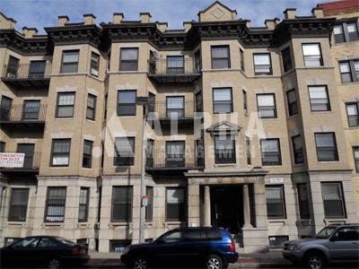 Studio bed, 1 bath apartment for rent at 136 Hemenway St Unit 34, Fenway — photo 2 of 3