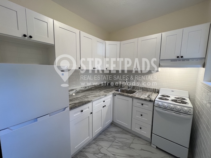 2018 Commonwealth Ave, Brighton