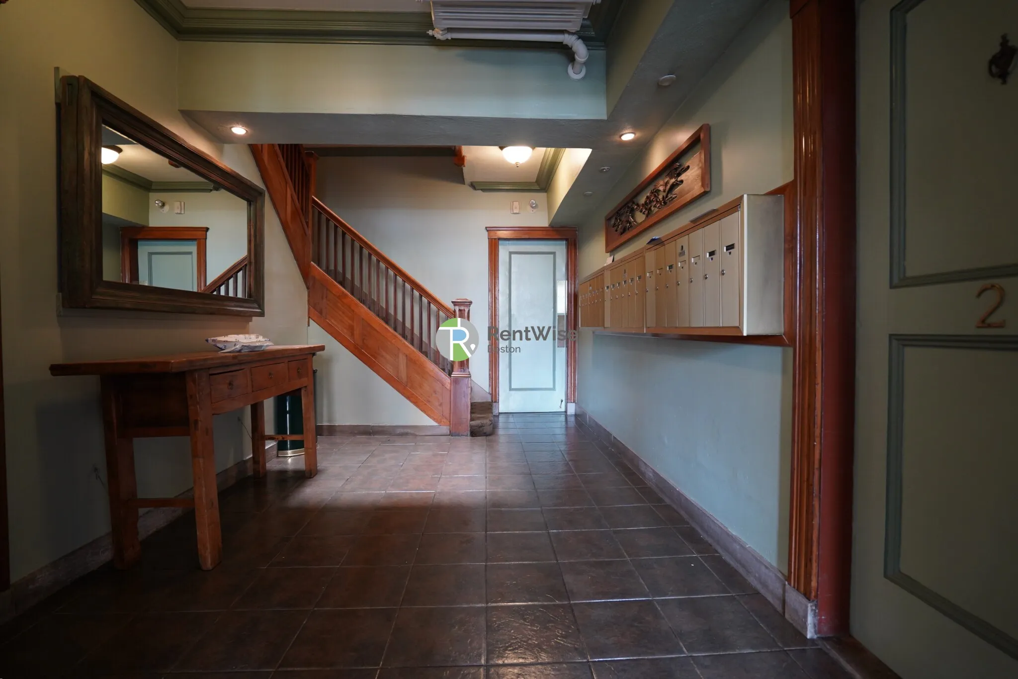 189 Chestnut Hill Ave, Brighton