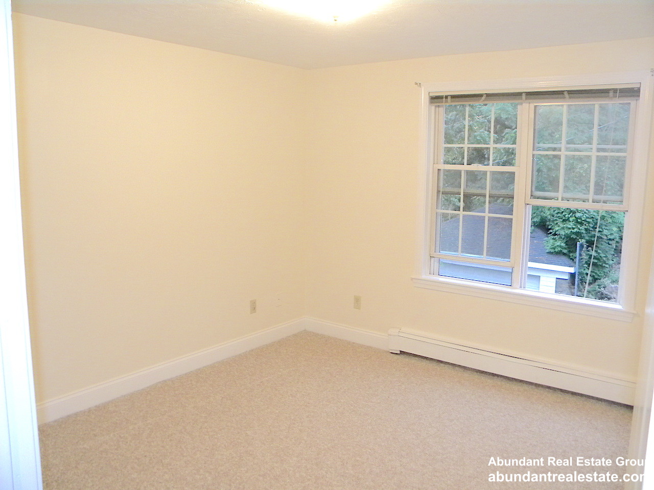 11 Dell Ave, Medford