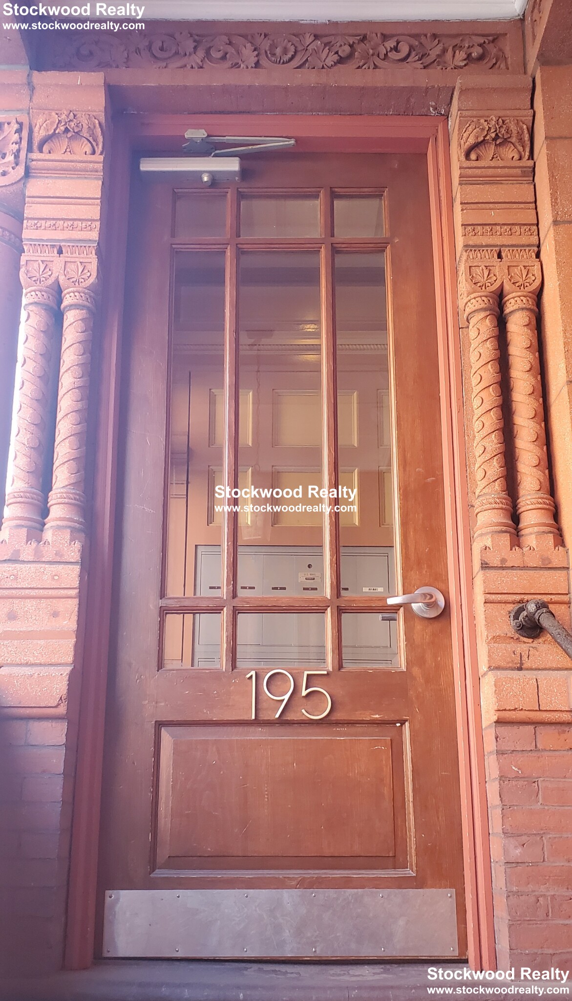 195 Commonwealth Ave, Back Bay