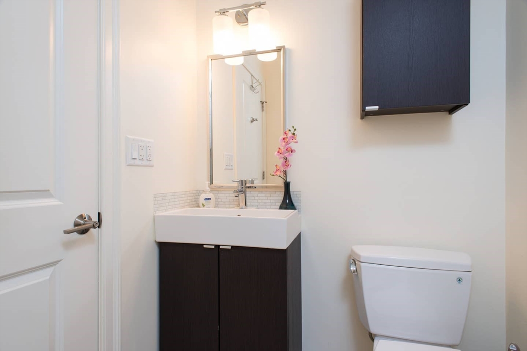 19 Cumberland St, Back Bay