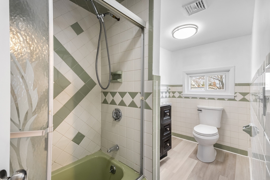 528 Eastern Ave, Fall River