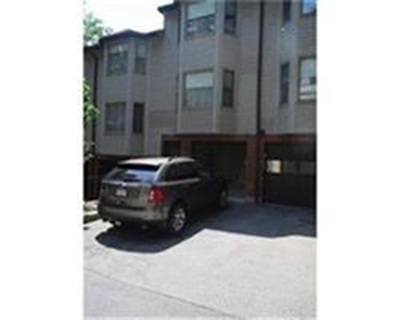 70 Regent Circle, Brookline