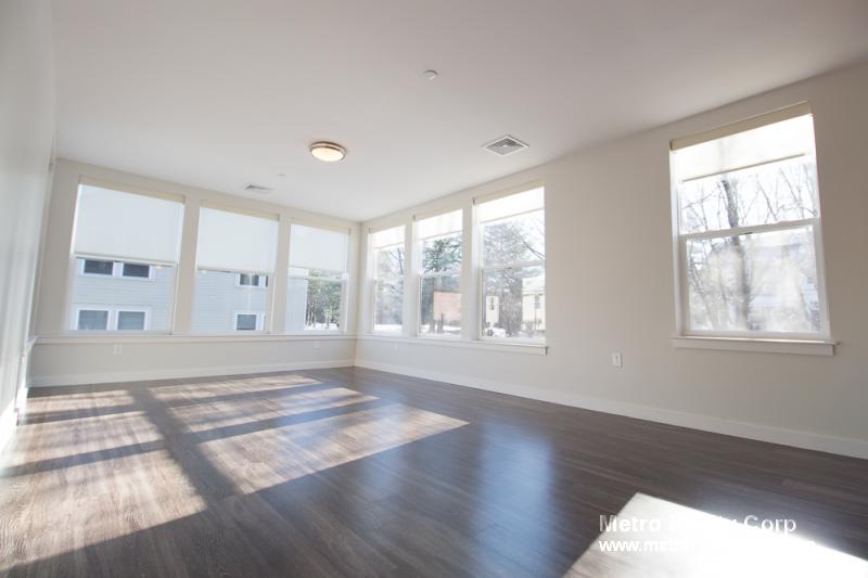 1 Whittemore Ave, North Cambridge