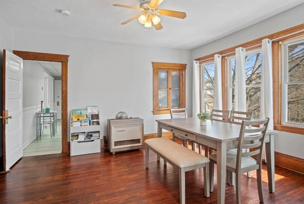 15 Hillside St, Worcester