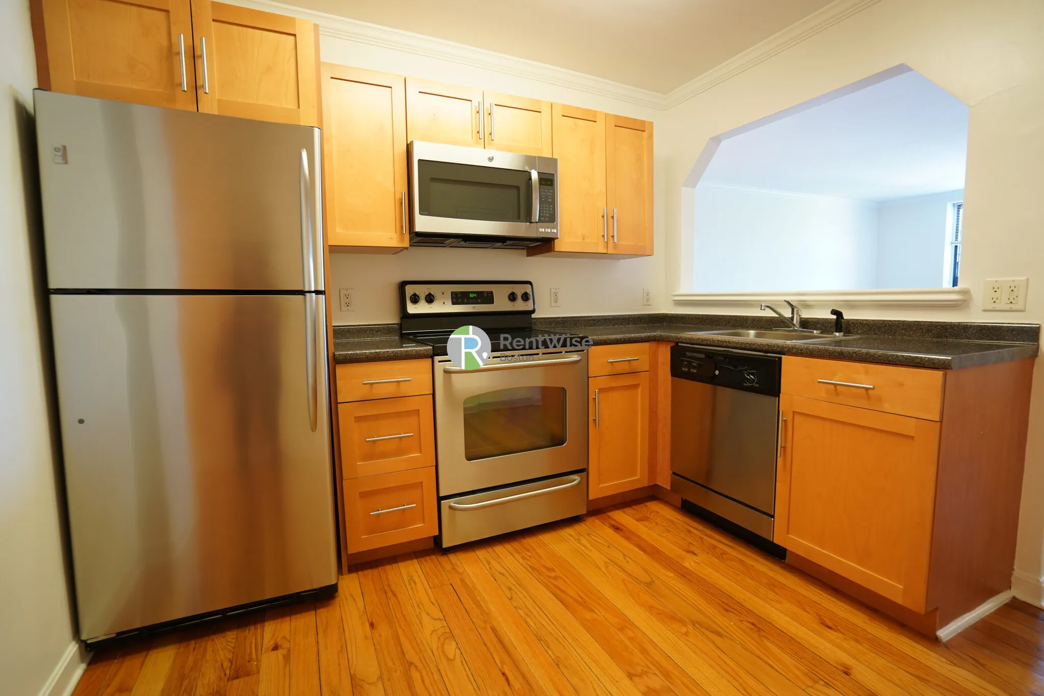 60 Brattle St, West Cambridge