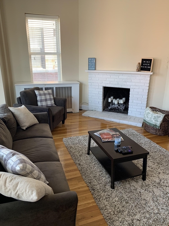 411 Marlborough St, Back Bay