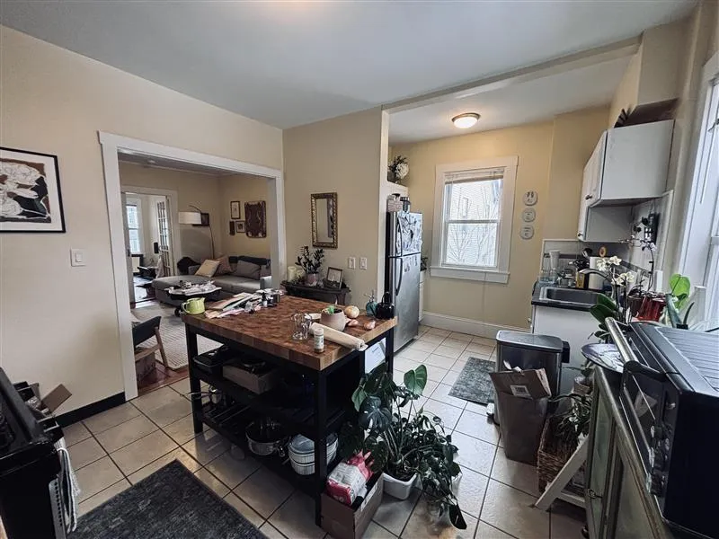 8 Bennett St, South Medford