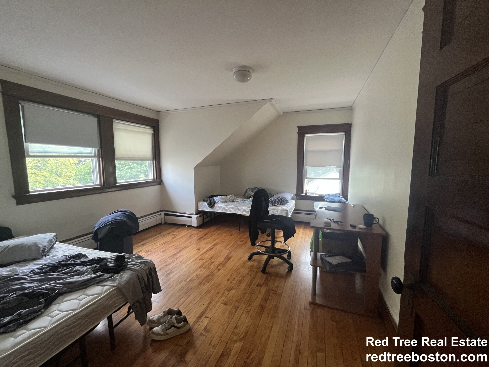84 Walker St, Newtonville