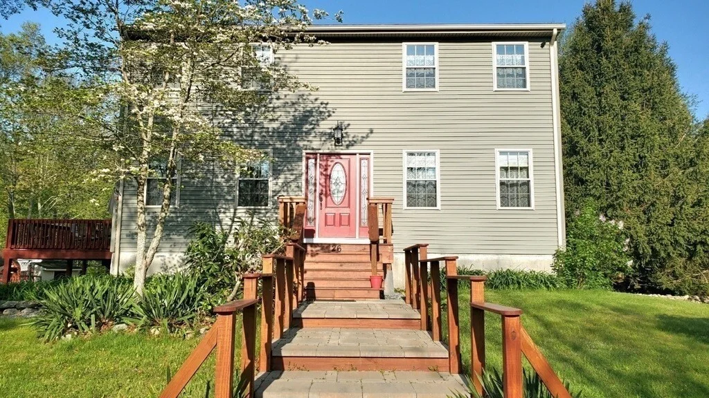 26 Purchase St, Rehoboth