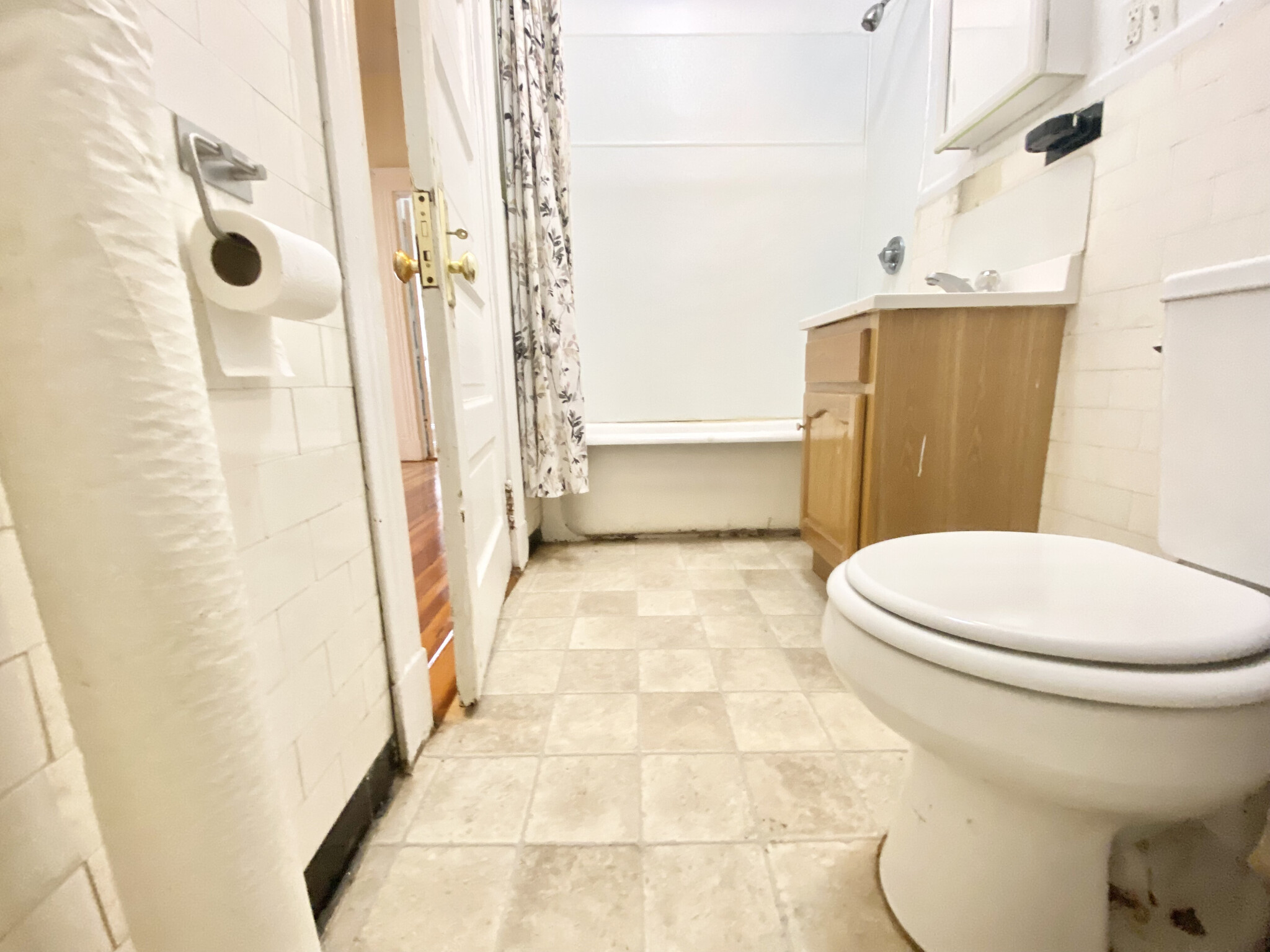 1 split bed, 1 bath apartment for rent at 1375 Commonwealth Ave Unit 4.,, Allston — photo 4 of 4